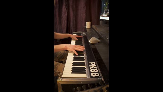 Testing my new midi piano смотреть онлайн