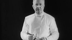Заслуженный тренер СССР И.И. Манаенко. Урок по фехтованию на рапирах
