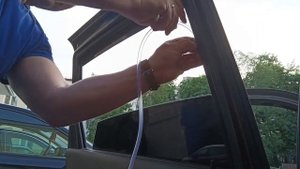 Дребезг стёкол у Лады Гранты - простое и недорогое решение своими силами