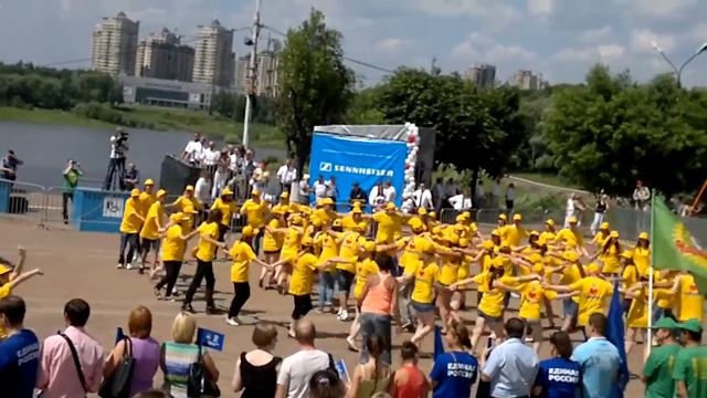 Раменское. День города 2013. Выступление молодежи смотреть онлайн