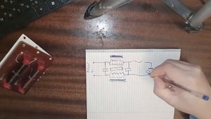 Фильтр высокочастотных помех как он работает ,из каких деталей состоит(читаем схему)