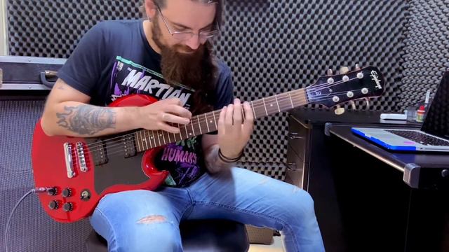 Epiphone Guitars - SG 310 смотреть онлайн