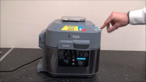Ninja ON400UK 10 in 1 Air Fryer With Steam