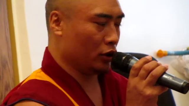 Горловое пение (отрывок 2) (т.н. "утренняя медитация" по программе) смотреть онлайн