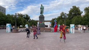 Представление на Пушкинской площади