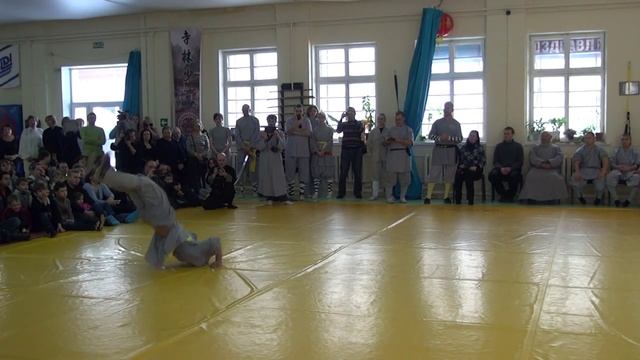 Первое видео на канале! Москва. Выступление монахов Шаолиня на ВДНХ (2013.03.23) смотреть онлайн