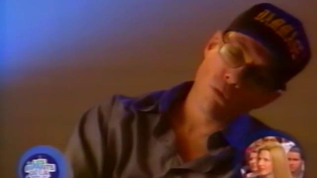 JCVD 1+1 = 1 смотреть онлайн