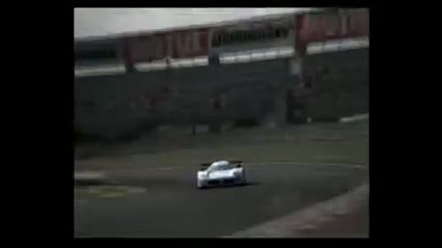 Gran Turismo 4 Nissan R390 GT1 Race Car '98 смотреть онлайн