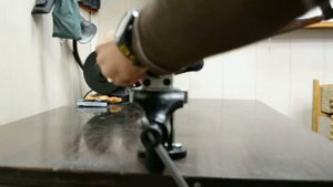 как ровно отпилить шток вилки
