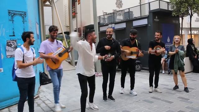 СТАМБУЛ. РАЙОН ТАКСИМ. УЛИЦА ИСТИКЛЯЛЬ. ЧТО СТОИТ ЗДЕСЬ ПОСМОТРЕТЬ. ISTANBUL TAKSIM ISTIKLAL CADDES