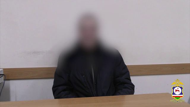 Курьер мошенников, обманувший двух пенсионеров и аферистов-нанимателей, задержан полицией в Якутии