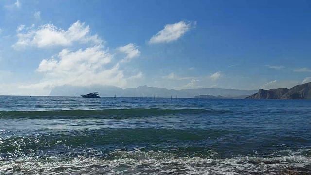 Крымская весна. #Орджоникидзе #крымроссия #крымскийпутешественник #горыкрым #катера