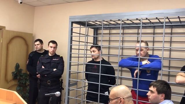 Криминальный авторитет Поташкин публично обсудил с волгоградским судьей поход в баню