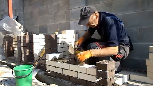 Кирпичная уличная печь в беседке своими руками