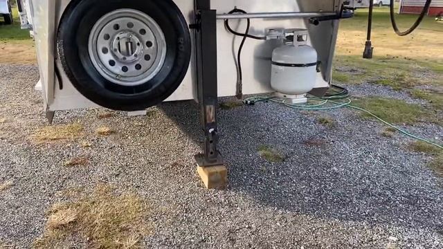 2014 Shadow 2 Horse Trailer, 6' Full Compact LQ!!! Model: Select 6906 смотреть онлайн