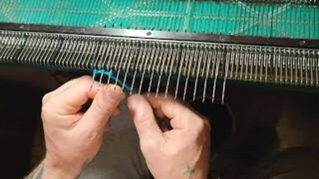 Машинка Северянка. Что не так?!!😂😂 Вязка Носков начало.