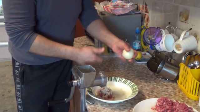 ХОРШО ЧТО РЯДОМ ЖИВЁМ / ПОСЫЛКА ИЗ КРАСНОДАРА / СПРЯТАЛИ ПРОВОДКУ / ЖАРИМ И ЕДИМ / ЧЕБУРЕКИ смотреть онлайн