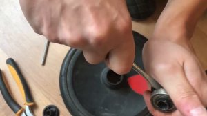 Замена подшипника на коляске переднее колесо tutis zippy New