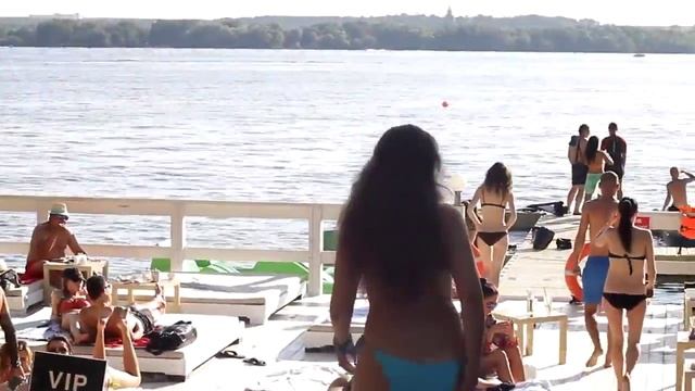 Пляж ROYAL BEACH STROGINO смотреть онлайн