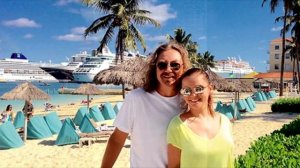 Где и Как Живет Певец Игорь Николаев