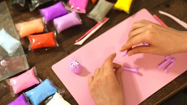 Поделки из воздушного пластилина: осьминог #пластилин #воздушныйпластилин #детскоетворчество
