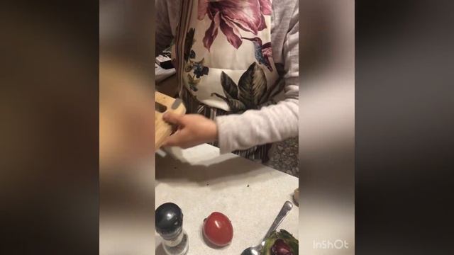 Салат из авокадо ? . Или если у Метро 3шт за 100р смотреть онлайн