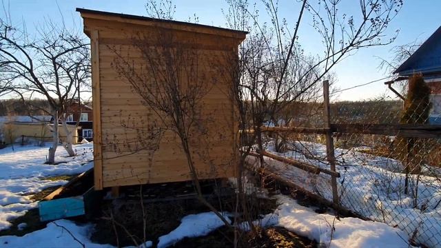 На дачу в марте. Всходят тюльпаны. смотреть онлайн