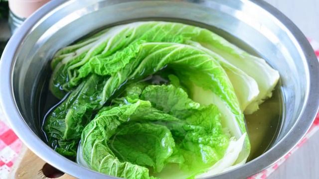 Вегетарианские голубцы из пекинской капусты