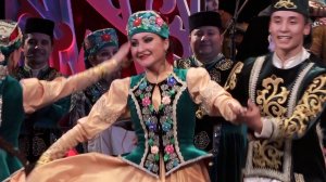 Бәйрәм — из спектакля «Изге бакча» («Священные сады»). Госансамбль песни и танца РТ. Декабрь, 2017 г