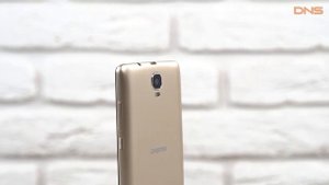 Распаковка смартфона Digma HIT Q500 3G / Unboxing Digma HIT Q500 3G