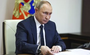 Путин обязал рассчитываться в рублях с иностранными правообладателями / События на ТВЦ