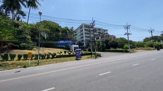 Пхукет Тайланд 2023 Февраль Дорога до пляжа Карон 2 линия ближе к Ката / Patak Road Таиланд сейчас