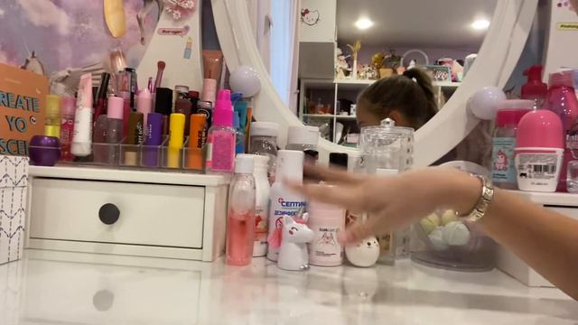 ОБЗОР на мой туалетный столик с косметикой 💗🤭 смотреть онлайн