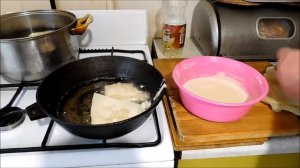 КАПУСТНЫЕ листья в кляре на сковороде.