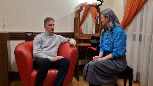 ?Между нот №16. ?В перерыве между музыкой. Регент Георгий Сафонов отрывает секрет гимна СССР.? смотреть онлайн