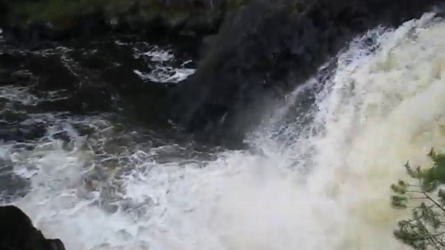 Водопад Кивач на реке Суна. Республика Карелия. смотреть онлайн