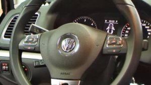 NEW Volkswagen Sharan Comfortline 2.0 TDI 2011 Deep Black Perleffekt BV003791 "VW SHARAN"