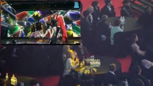 Stray kids reaction Jennie solo