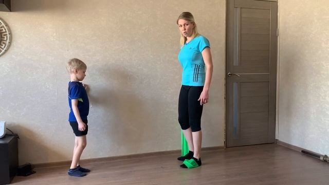 Тренировка для детей и родителей с эспандером смотреть онлайн