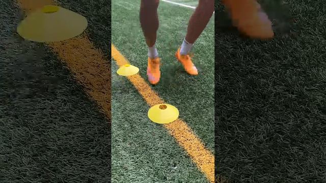 ASMR Practice 🔊⚽️ #football #futbol #satisfying #asmr #asmrsounds #soccer #trending