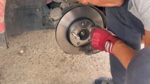 Mercedes A 150 w169 замена тормозных дисков и накладок