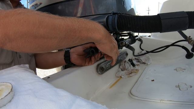 Fixing Boat Hydraulic Steering! Bleeding Boat Hydraulic Steering :) смотреть онлайн