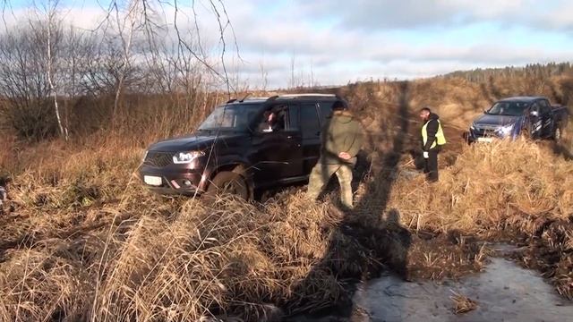 Внедорожный марафон в Жестово, тест-драив УАЗ и ISUZU. смотреть онлайн