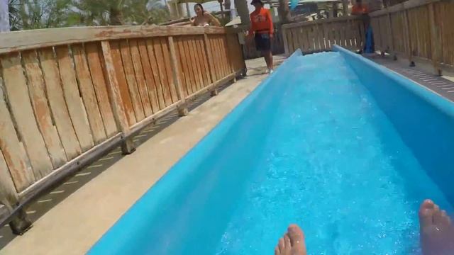 AMAZING WATERPARK!! | Yas Waterworld Abu Dhabi смотреть онлайн
