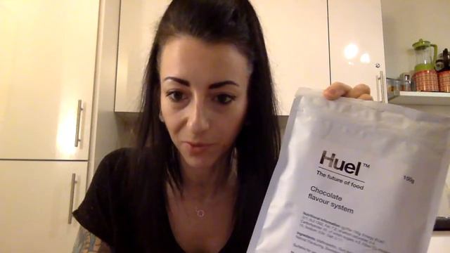 Huel nutritionally complete liquid food part 1/2 - unboxing смотреть онлайн