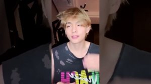РУССКАЯ ОЗВУЧКА BTS Трансляция Ким Тэхёна с маникюром BTS WEVERSE~LIVE 31|07|2023