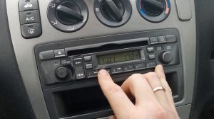 Настройка часов штатной магнитолы на Honda Civic 7-го поколения