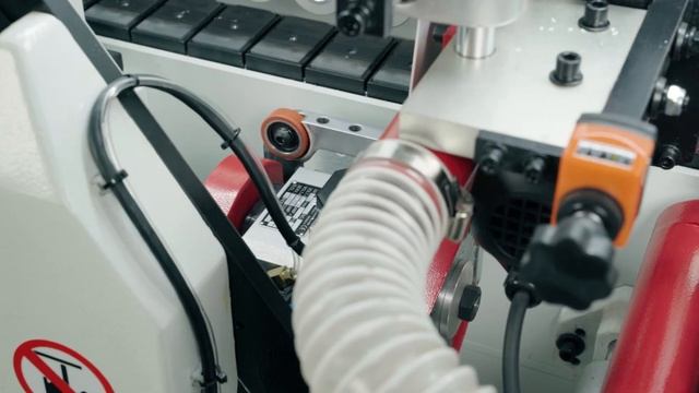 Автоматический кромкооблицовочный станок KROM | AUTOMAT