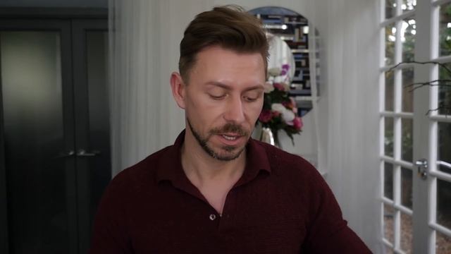 EYEKO MASCARA WARDROBE! смотреть онлайн