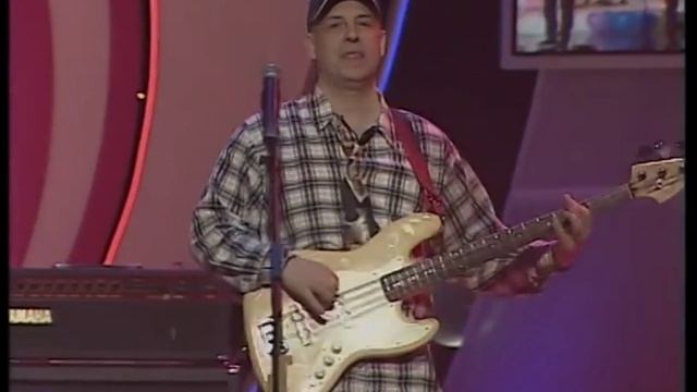 ВИА "Красные маки" - Ни о чём не жалей смотреть онлайн